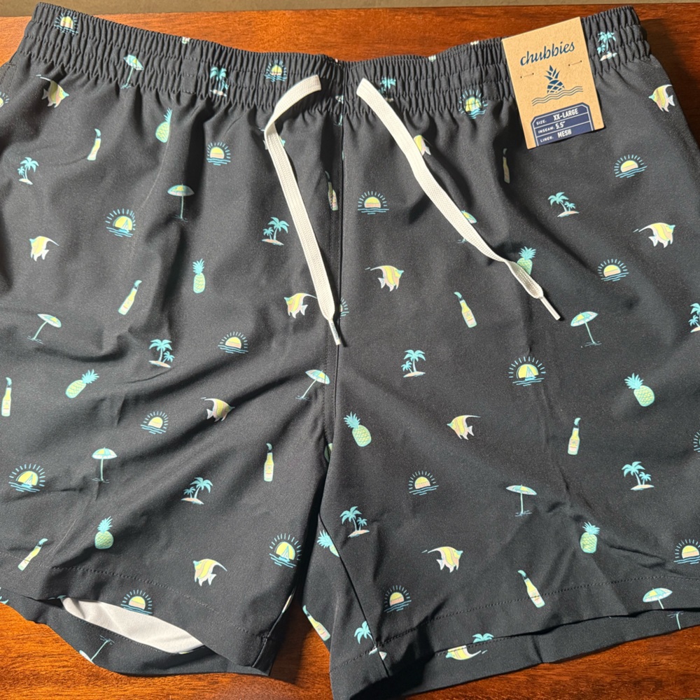 Chubbies - The Beach Essentials - 5.5'' Classic Swim Trunk - XXL